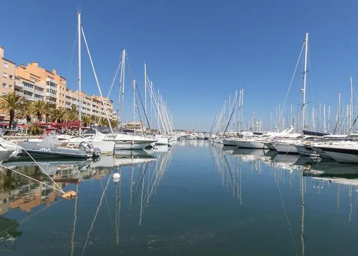 Cantegril By Interhome Hyeres